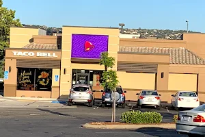 Taco Bell image