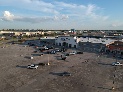 Sporting Goods Store «Academy Sports + Outdoors», reviews and photos, 800 S Clearview Pkwy, Harahan, LA 70123, USA