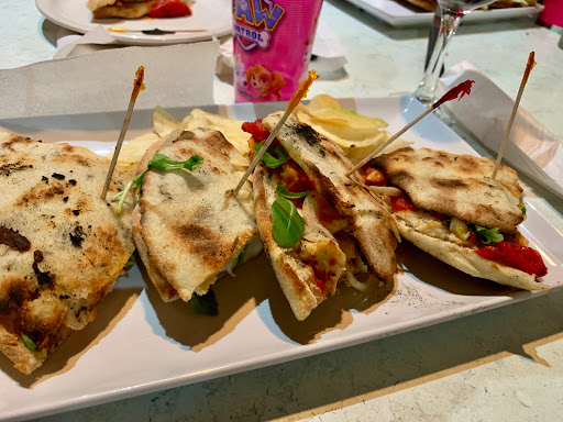 Ice Cream Shop «Dolce Vita Sunny Isles», reviews and photos, 18288 Collins Ave, Sunny Isles Beach, FL 33160, USA