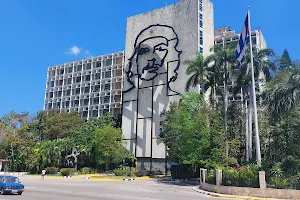 Che Guevara wall Monument image