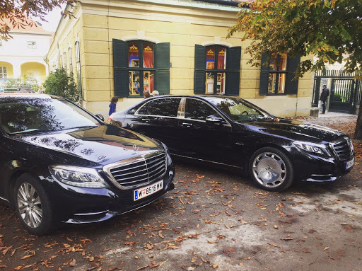 Luxury rent a car Vienna (Jaadcar)