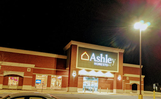 Furniture Store «Ashley HomeStore», reviews and photos, 2787 W Market St, Fairlawn, OH 44333, USA