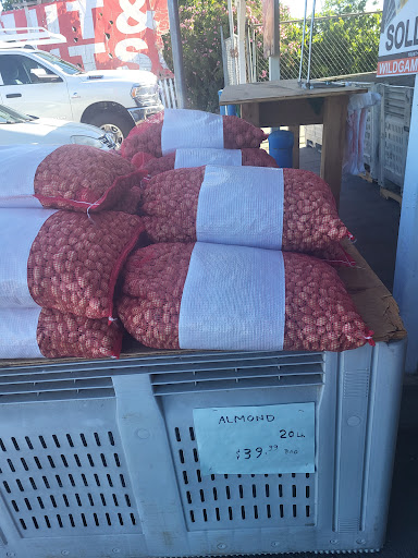 Produce Market «Dixon Fruit Market», reviews and photos, 7808 Batavia Rd, Dixon, CA 95620, USA