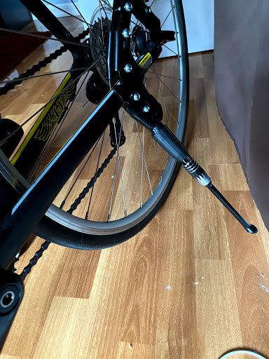 Bicycle Store «Cigi Bicycle Shop», reviews and photos, 91-07 37th Ave, Jackson Heights, NY 11372, USA