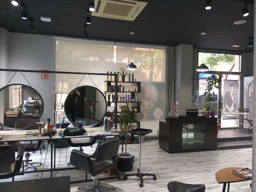 Peluquería maite flores en Tarragona, Tarragona