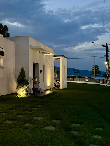 Ploumis Seaside Villas Ανοιχτές ώρες