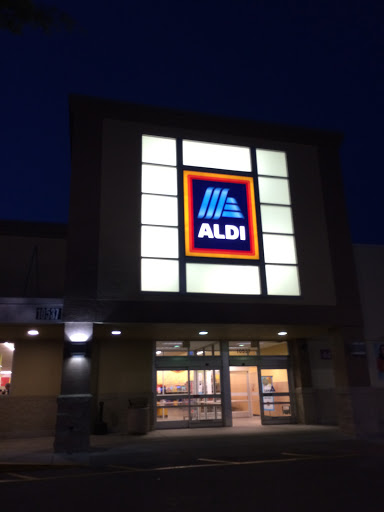 Supermarket «ALDI», reviews and photos, 10537 E Colonial Dr, Union Park, FL 32817, USA