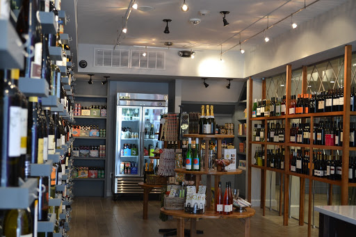 Wine Store «DCanter Wine Boutique», reviews and photos, 545 8th St SE, Washington, DC 20003, USA