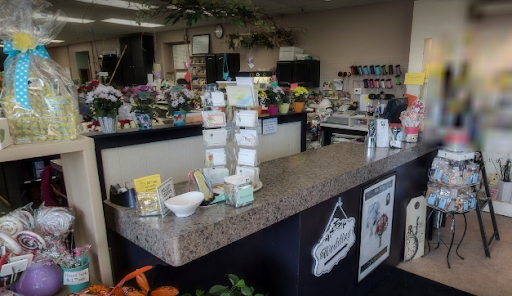 Florist «Alfa Flower Shop», reviews and photos, 7001 W North Ave, Wauwatosa, WI 53213, USA