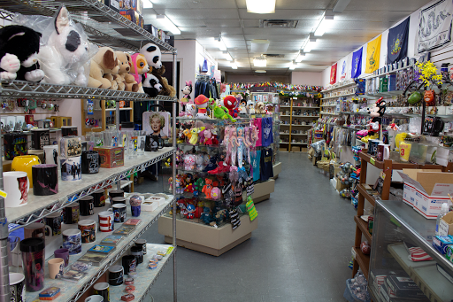 Gift Shop «Xenos Candy & Gifts», reviews and photos, 231 Chestnut St, Philadelphia, PA 19106, USA