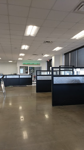 Used Car Dealer «DriveTime Used Cars», reviews and photos, 7952 Veterans Memorial Pkwy, St Peters, MO 63376, USA