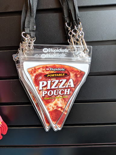 Shopping Mall «The Shops at Roosevelt Collection», reviews and photos, 150 W Roosevelt Rd, Chicago, IL 60605, USA