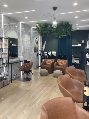 Ardeco spécialiste des cheveux bouclés et des techniques de balayage à Rennes