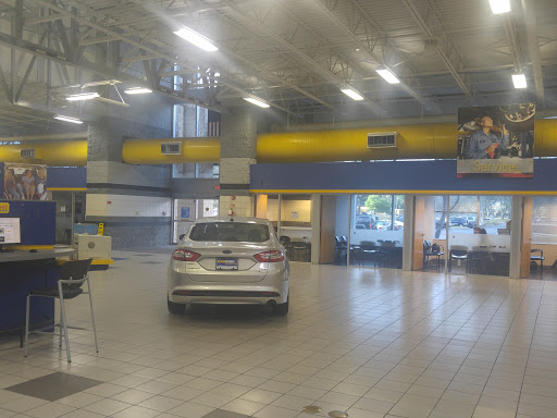 Used Car Dealer «CarMax», reviews and photos, 14920 N Nebraska Ave, Tampa, FL 33613, USA