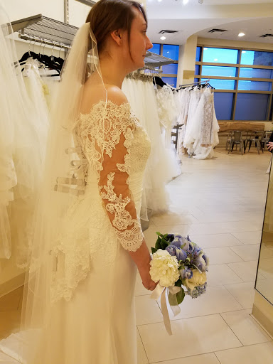 Bridal Shop «Marie Gabriel Couture Bridal», reviews and photos, 5252 E 82nd St Suite #201, Indianapolis, IN 46250, USA