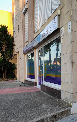 ABAkadabra Centro Familiar Sanitario (Psicología fisioterapia logopedia terapia ocupacional y pedagogía terapéutica) en Rota, Cádiz