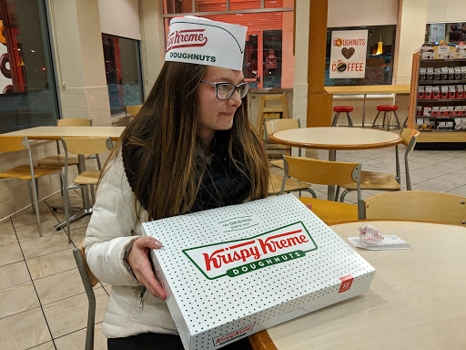 Bakery «Krispy Kreme Doughnuts», reviews and photos, 201 N Veterans Pkwy, Bloomington, IL 61704, USA