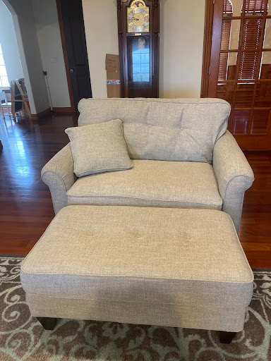 Furniture Store «La-Z-Boy Furniture Galleries», reviews and photos, 1737 E Independence St, Springfield, MO 65804, USA