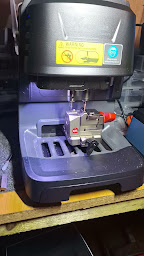 Photo n°2 de Diag-express multiservices auto à Le Plessis-Hébert ()