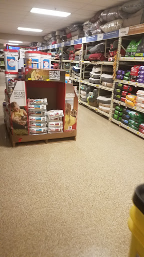 Pet Supply Store «PetSmart», reviews and photos, 1521 Golden Gate Plaza, Mayfield Heights, OH 44124, USA