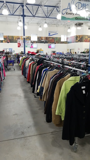 Thrift Store «Goodwill Lakeland Superstore», reviews and photos