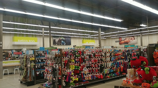 Pet Supply Store «Petco Animal Supplies», reviews and photos, 11147 Park Blvd N, Seminole, FL 33772, USA