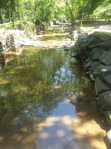 Golf Course «Bluemont Park Disc Golf Course», reviews and photos, 399 N Manchester St, Arlington, VA 22203, USA