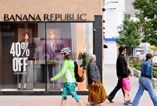 Shopping Mall «The Shops at Roosevelt Collection», reviews and photos, 150 W Roosevelt Rd, Chicago, IL 60605, USA