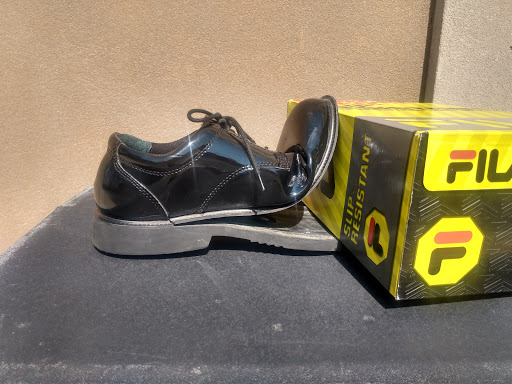 Shoe Store «DSW Designer Shoe Warehouse», reviews and photos, 10400 Old Georgetown Rd, Bethesda, MD 20814, USA