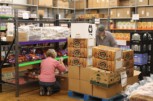 The New Love Center Pantry Choice and Fresh Food Farmacy
