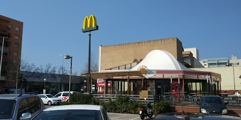 McDonald,s - Avinguda de Salou, 114, 43205 Reus, Tarragona, Spain