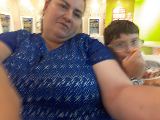 Frozen Yogurt Shop «Orange Leaf Frozen Yogurt», reviews and photos, 4866 1st Ave NE, Cedar Rapids, IA 52402, USA