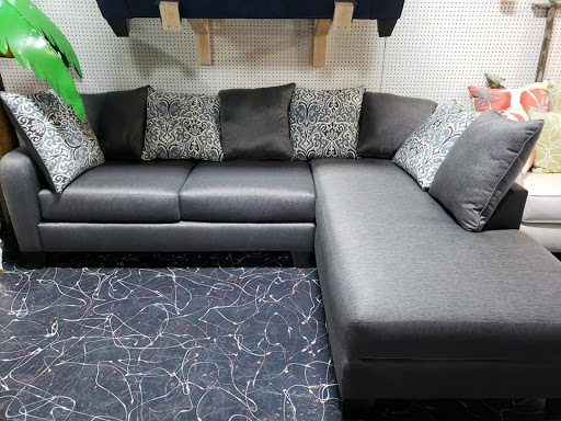 Flea Market «Springfield Flea Market & Gifts», reviews and photos, 1325 E Trafficway St, Springfield, MO 65802, USA