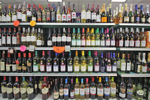 Liquor Store «Buy Low Liquor Store», reviews and photos, 3360 W Montrose Ave, Chicago, IL 60618, USA