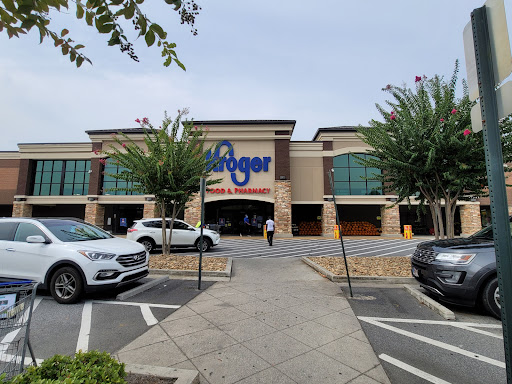 Grocery Store «Kroger», reviews and photos, 4498 Chamblee Dunwoody Rd, Dunwoody, GA 30338, USA