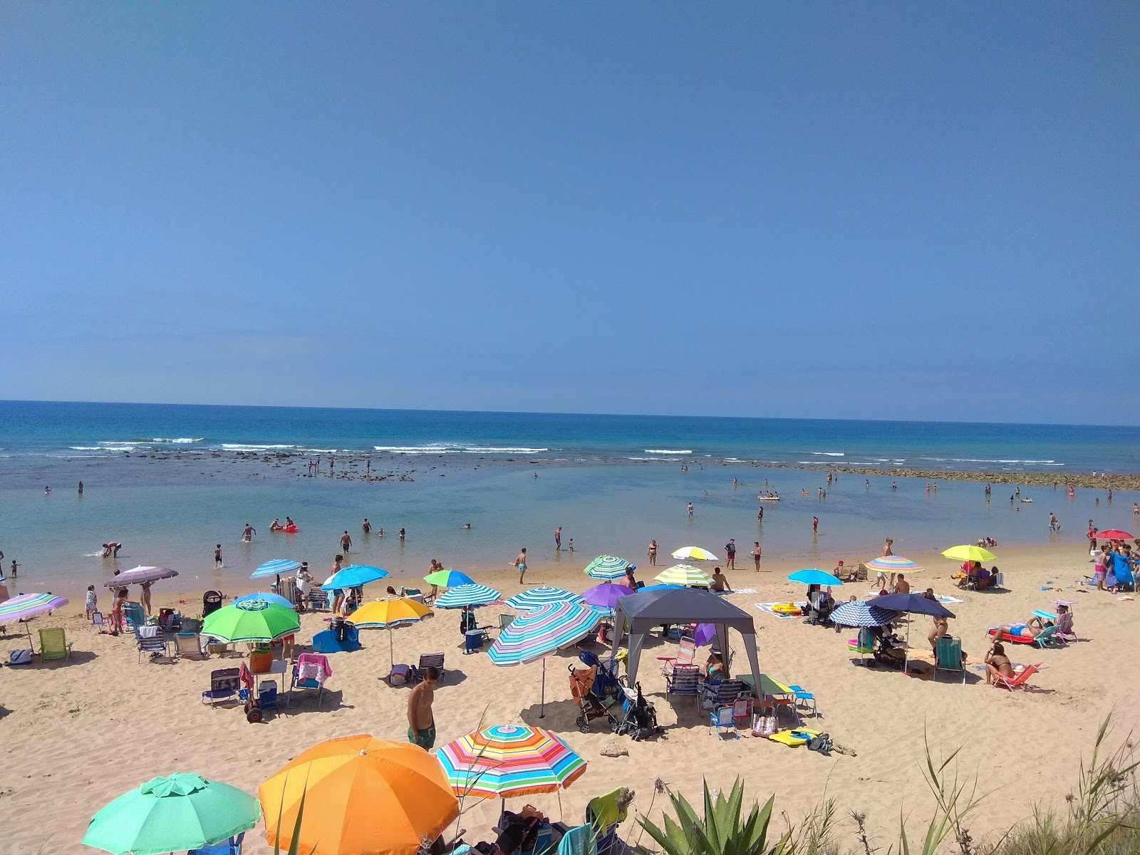 Photo de Playa de las Calderas avec rivage droit, long