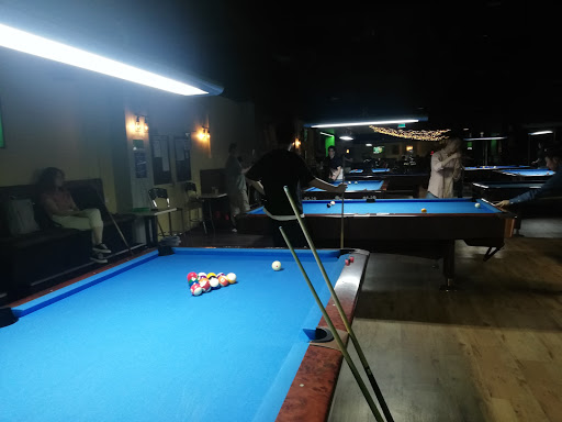 Empire Pool Lounge