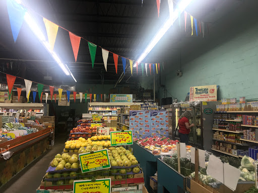 Produce Market «Rahway Farm», reviews and photos, 1050 St George Ave, Rahway, NJ 07065, USA