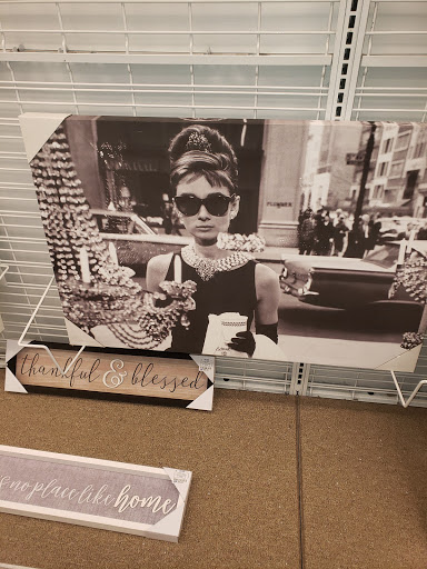 Clothing Store «Ross Dress for Less», reviews and photos, 30 Malphrus Rd, Bluffton, SC 29910, USA