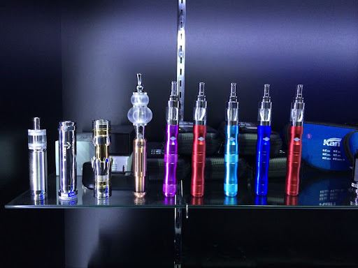 Tobacco Shop «Hickory Smoke Shop», reviews and photos, 720 E First St, Santa Ana, CA 92701, USA