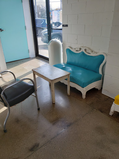 Donut Shop «The Dancing Donut», reviews and photos, 1134 E 54th St G, Indianapolis, IN 46220, USA