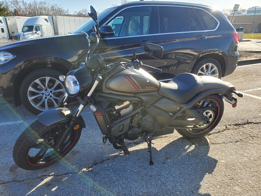 Suzuki Motorcycle Dealer «Suzuki of Carol Stream», reviews and photos, 106 N Schmale Rd, Carol Stream, IL 60188, USA