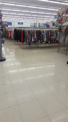Thrift Store «Oshkosh Goodwill Retail Store & Training Center», reviews and photos