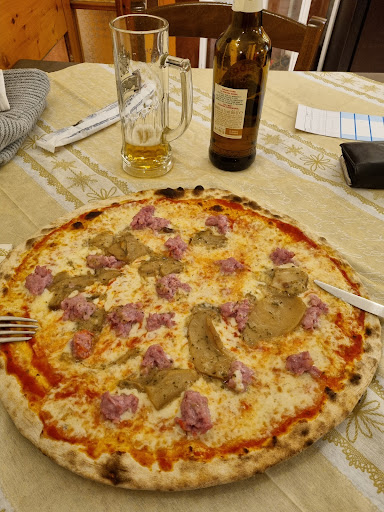 Trattoria Pizzeria La Villa in Monticelli dOngina, Provincia di Piacenza