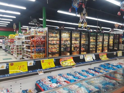 Produce Market «El Ranchito», reviews and photos, 561 E Cass St, Joliet, IL 60432, USA