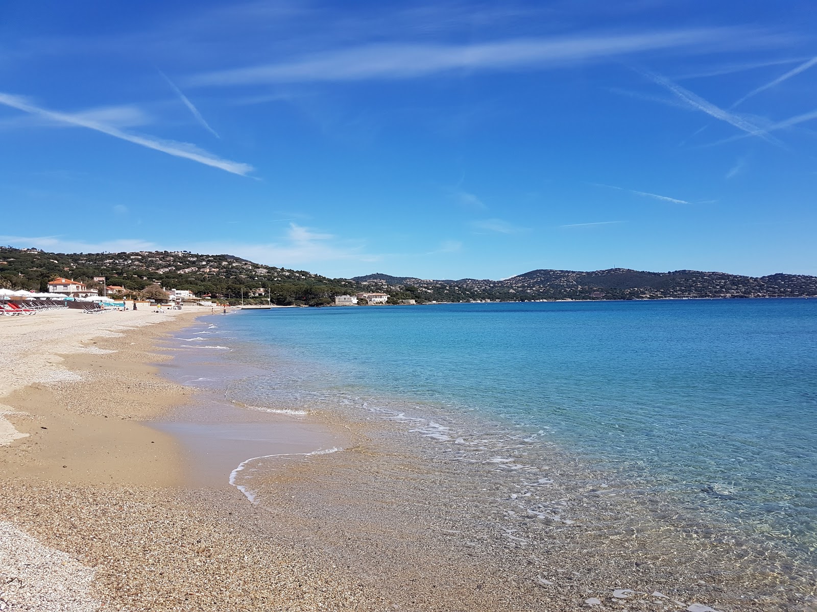 Foto von Nartelle Strand mit geräumige küstenlinie