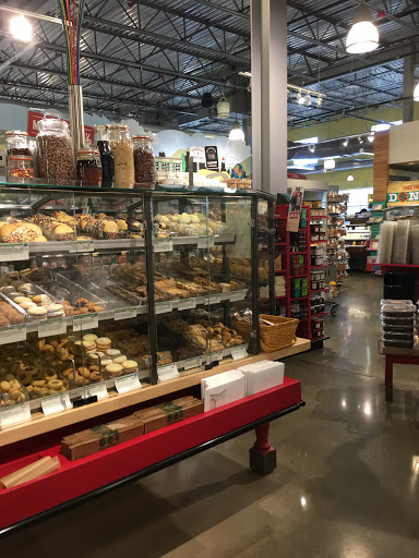 Grocery Store «Whole Foods Market», reviews and photos, 427 Walnut St, Lynnfield, MA 01940, USA