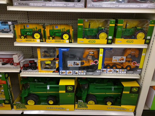 Home Improvement Store «Tractor Supply Co.», reviews and photos, 673 College Hwy, Southwick, MA 01077, USA