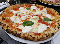 Mozzarella du Scugnizzo Pizzeria à Paris - n°18