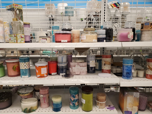 Clothing Store «Ross Dress for Less», reviews and photos, 2220 Daniels St, Manteca, CA 95337, USA